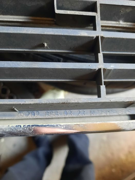 Решетка Радиатора мерседес