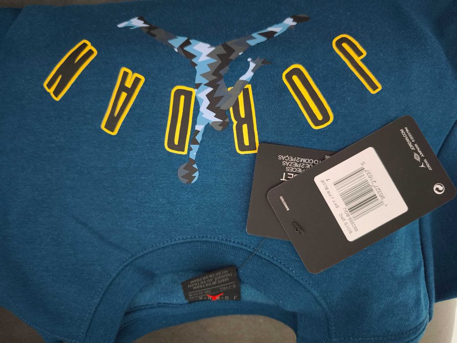 Нов с етикет спортен екип Джордан - Jordan 6-7 години