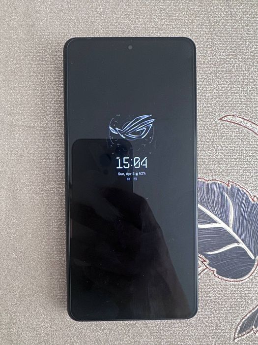 Asus Rog phone  8