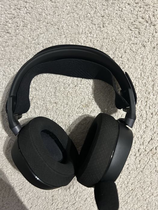 Casti steelseries arctis pro wireless