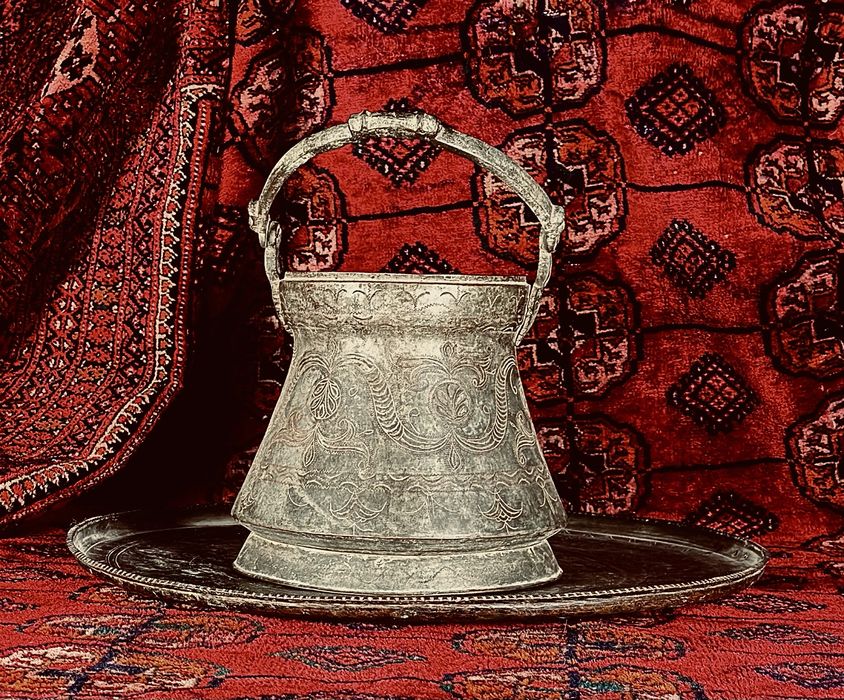 Антикварные предметы интерьера 18-19 век