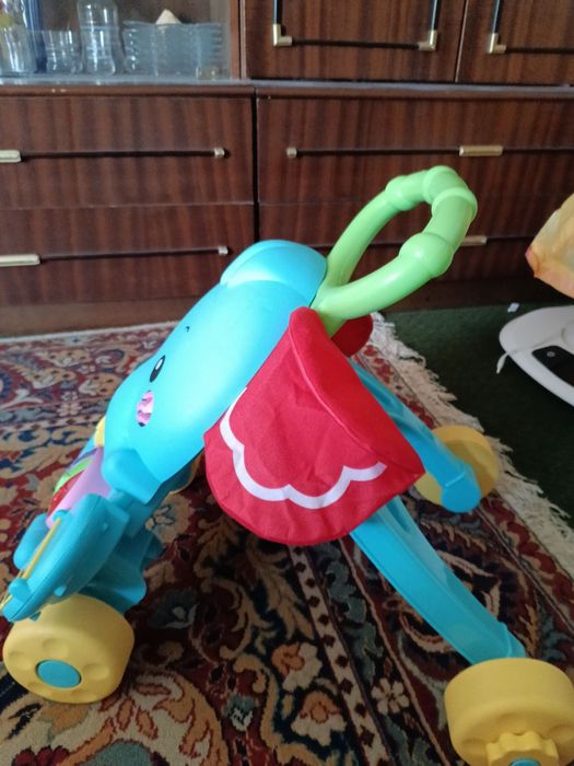 Бебешка проходилка и количка за бутане-пате