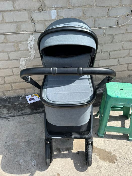 Продам коляску Ining Baby