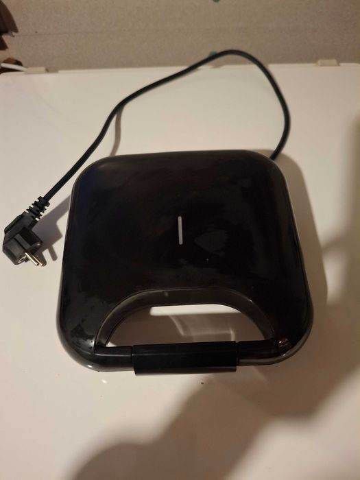 Тостер за сандвичи