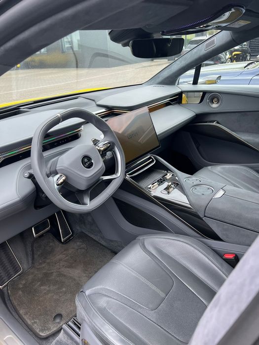 Lotus Eletre S (Panoramic/Massage/Carbon Interior & Exterior)