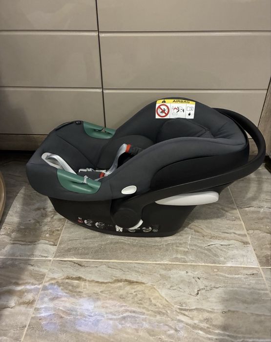 Сива количка Cybex 3 в 1