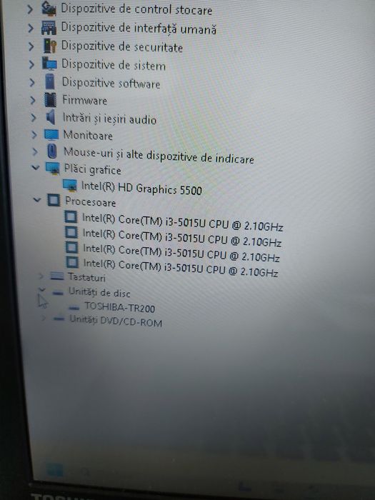 Laptop Toshiba Satellite L70-C i3 5015U