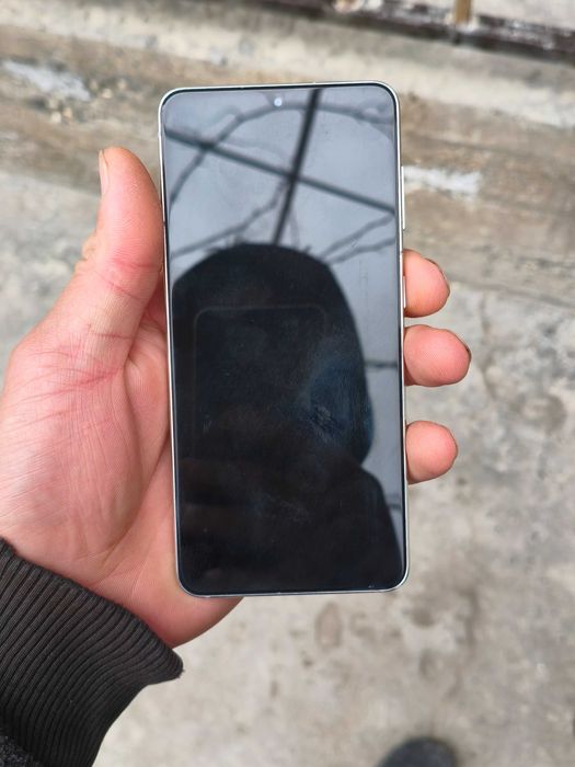 Samsung S21 8/256 gb