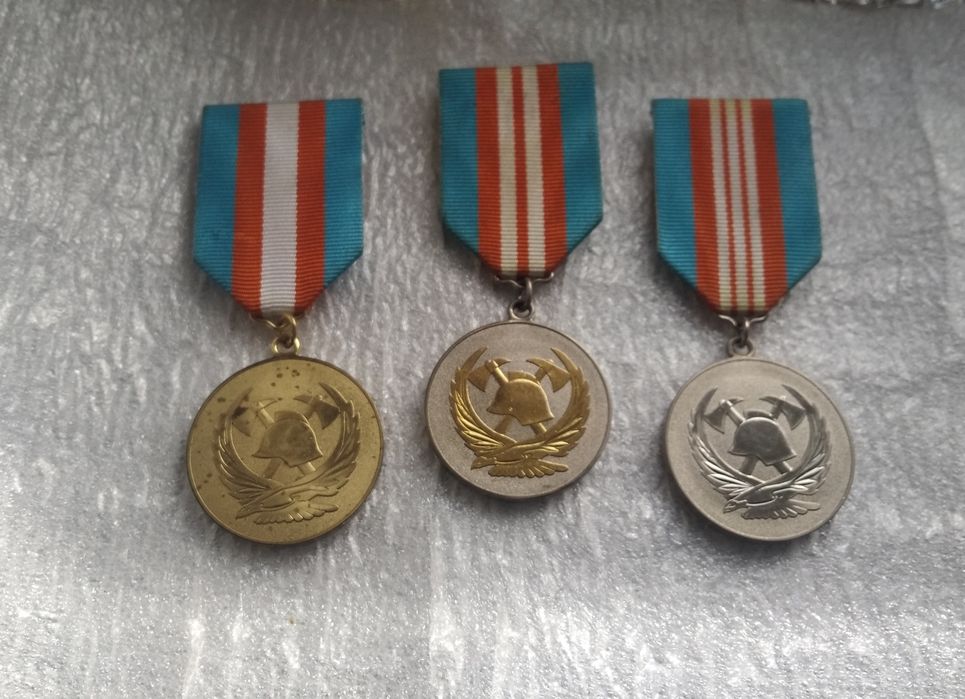 Юбилейные знаки.