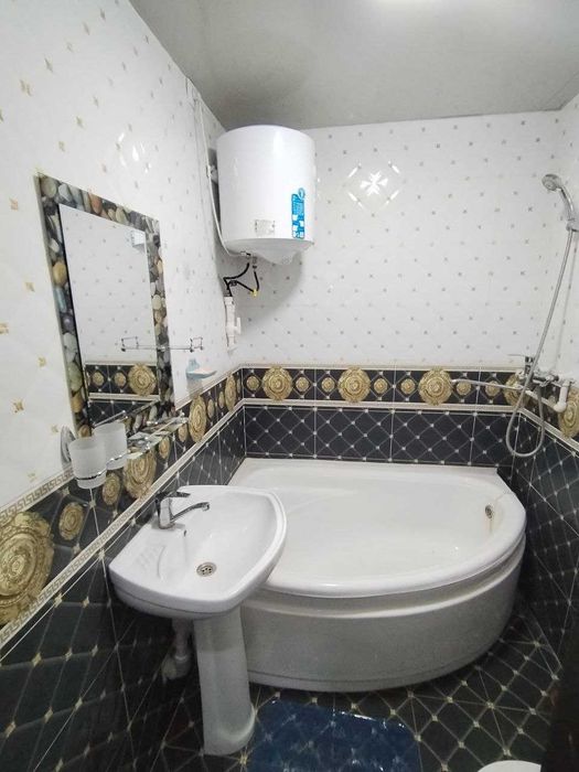 Ijara 2 xonali uy beriladi