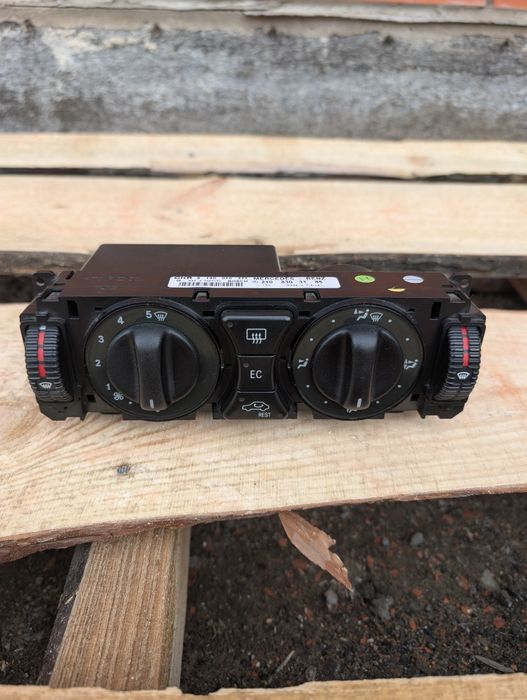 Автозапчасти Mercedes-Benz E-klasse W210