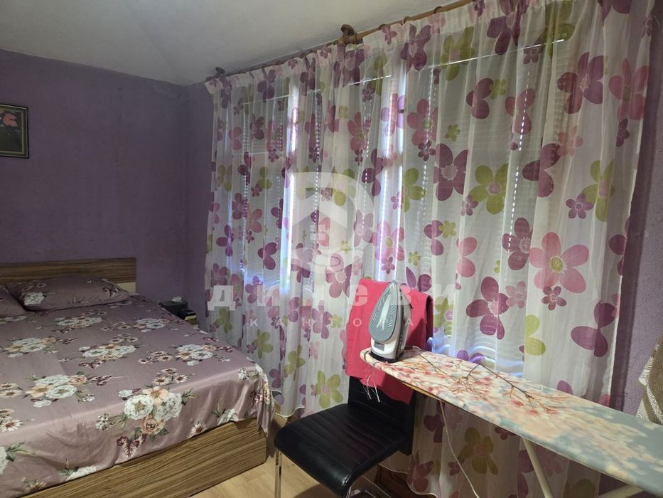 Продава се Тристаен апартамент в Стара Загора, Била - 66 кв.м за 1743 €/кв.м - Снимка #12