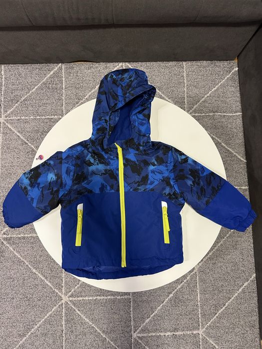 Зимно яке и гащеризон