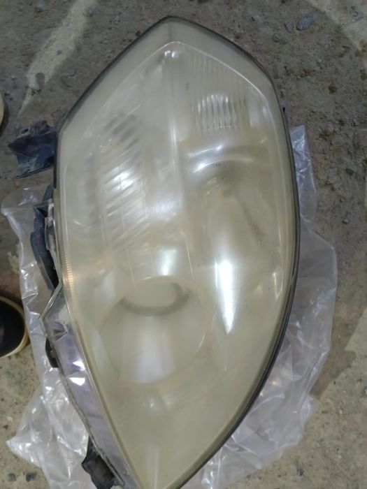Продается фара б/у от Ниссан теана