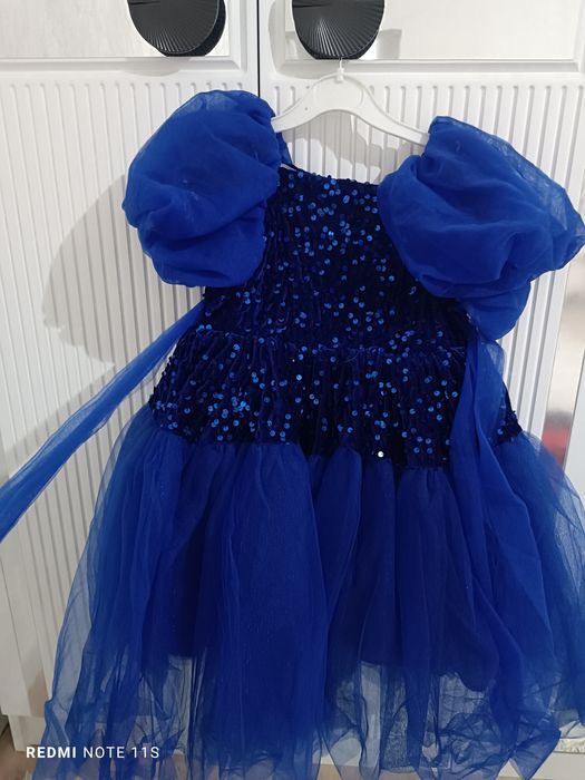 Продам детские платья