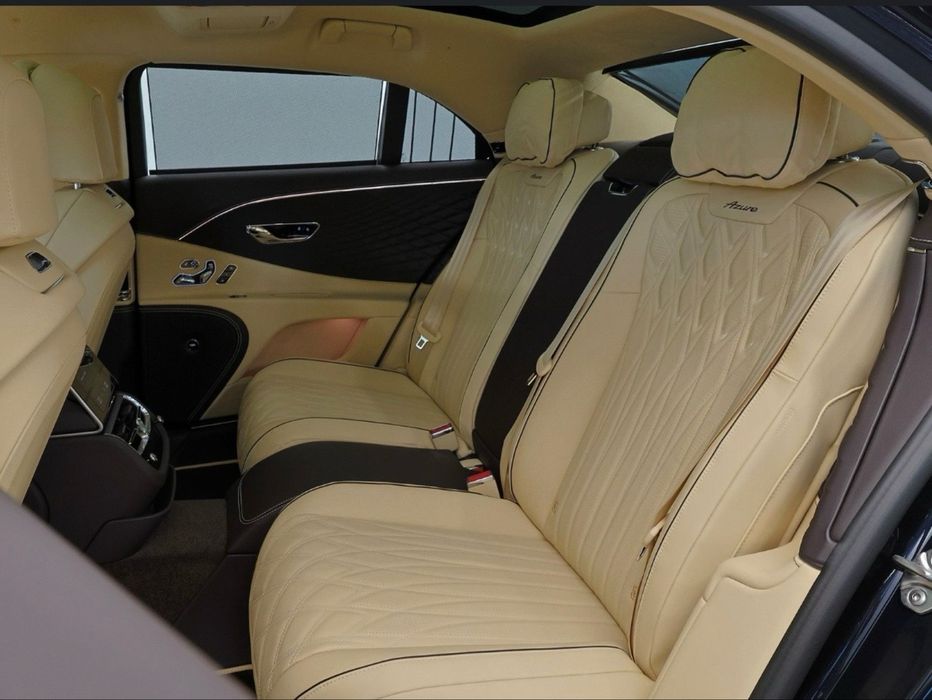 Bentley Flying Spur Azure V8 2026