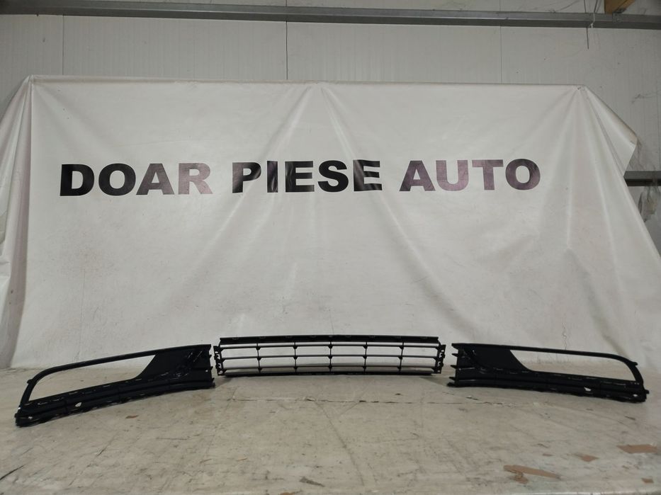 Grila inferioara + grilele proiector (set grile) bara fata VW Passat B7 2010, 2011, 2012, 2013, 2014, 2015