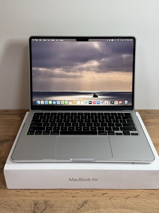 MacBook Air | 2025 | M4 | 16/256gb