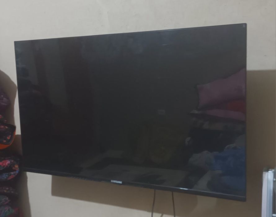 Телевизор смарт 43s самсунг