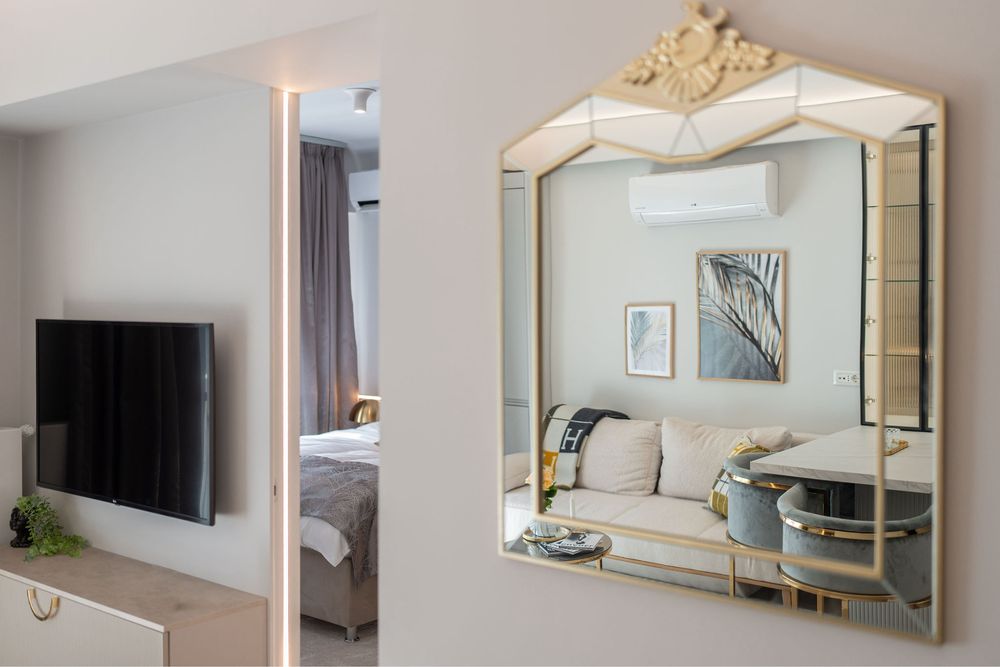 Proprietar inchiriez apartament Cortina