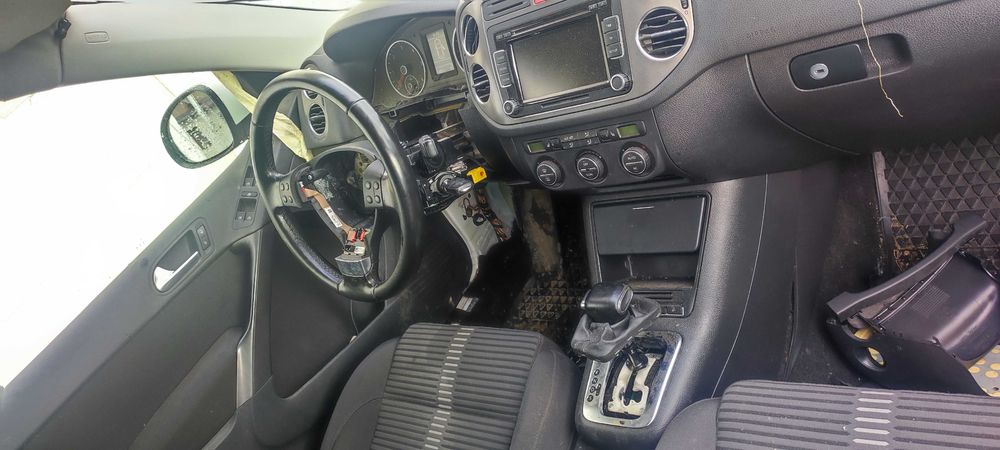 Dezmembrez volkswagen Tiguan 2.0 cod CBAB automata in 6 T JBG cod LB9A