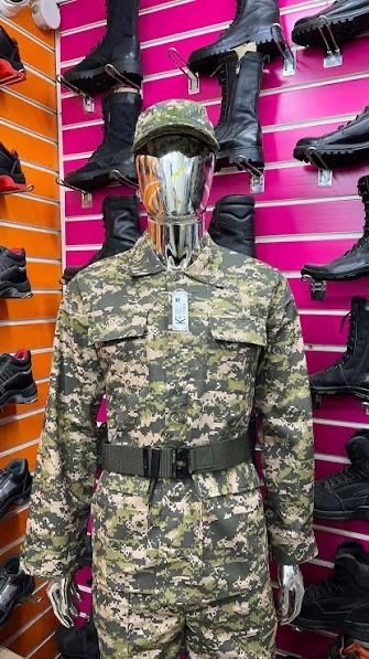 Продам военный форма полный комплект