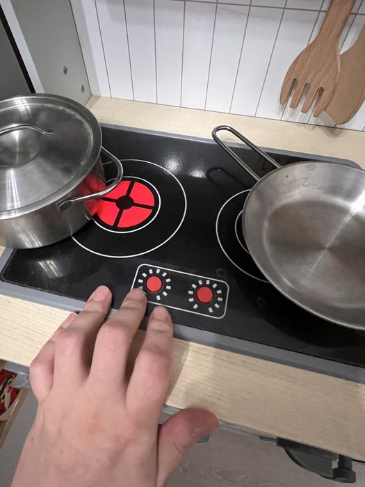 Детская кухня игровая