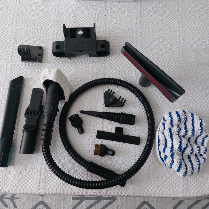 Продам паравой пылесос б/у в отличном состоянии.