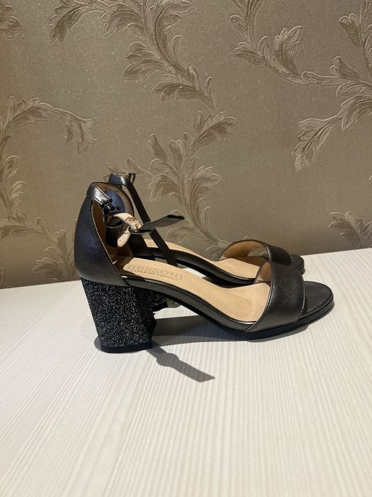 Босоножки 36 размер