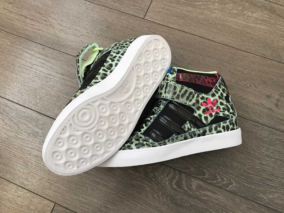 ЦЕНА ПОДАРЪК!!! Оригинални кецове Adidas Originals * 36