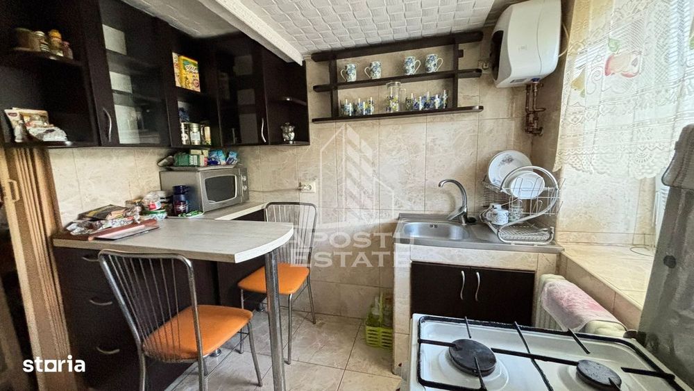 Apartament cu 4 camere de vanzare in zona Fabric, Timisoara