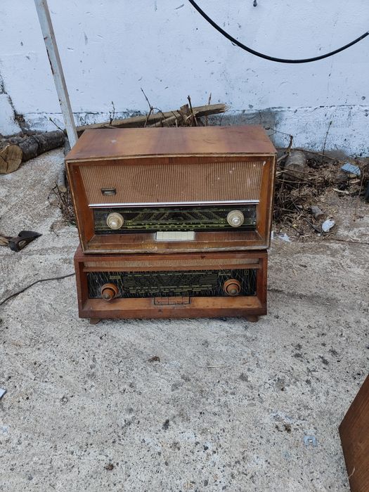 Radio tv de colecție