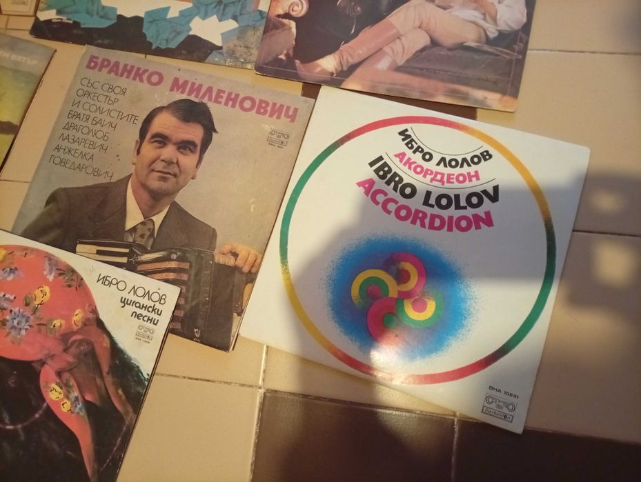 Продавам  грамофонни плочи на Балкантон