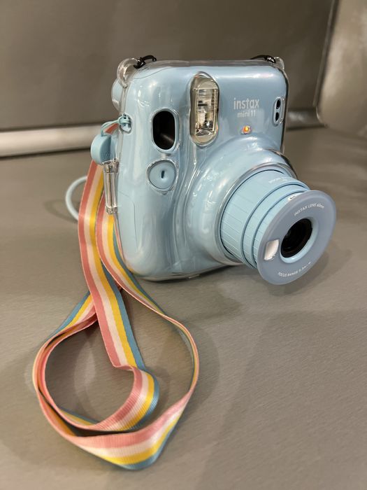 Instax mini 11  светло син