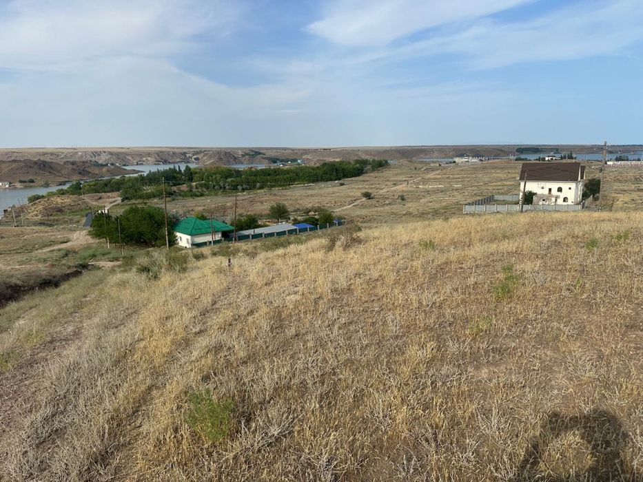 Продам 2 участка по 10 соток