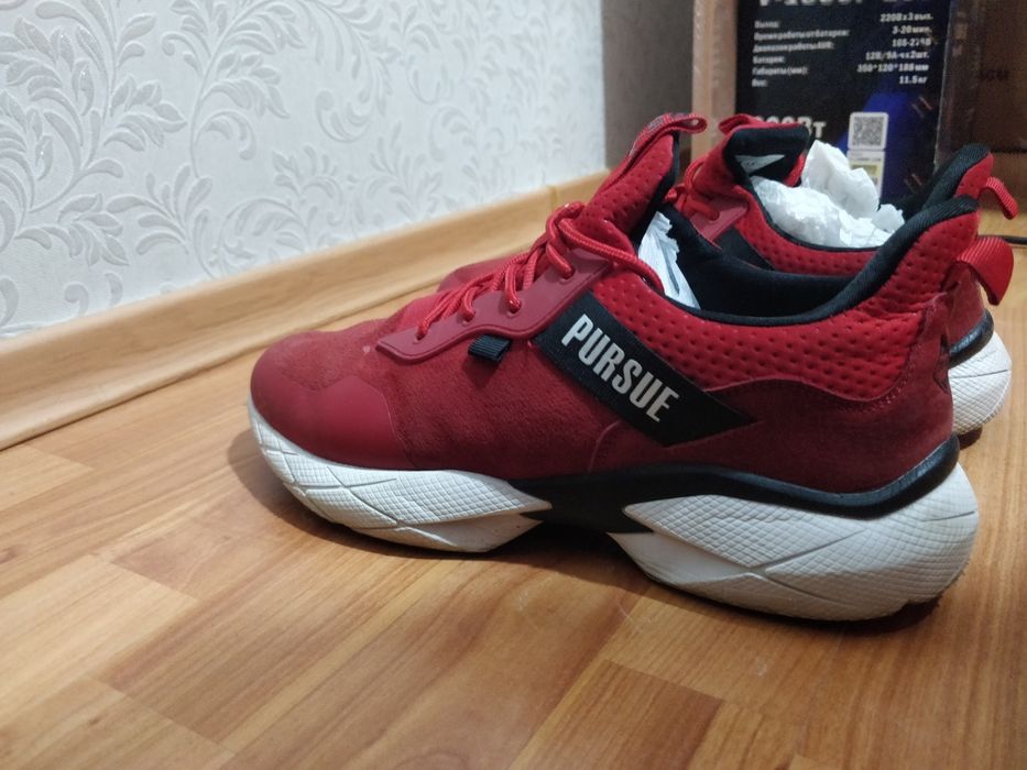 Кроссовки Pursue