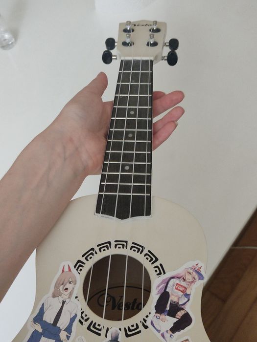 Укулеле Veston:)