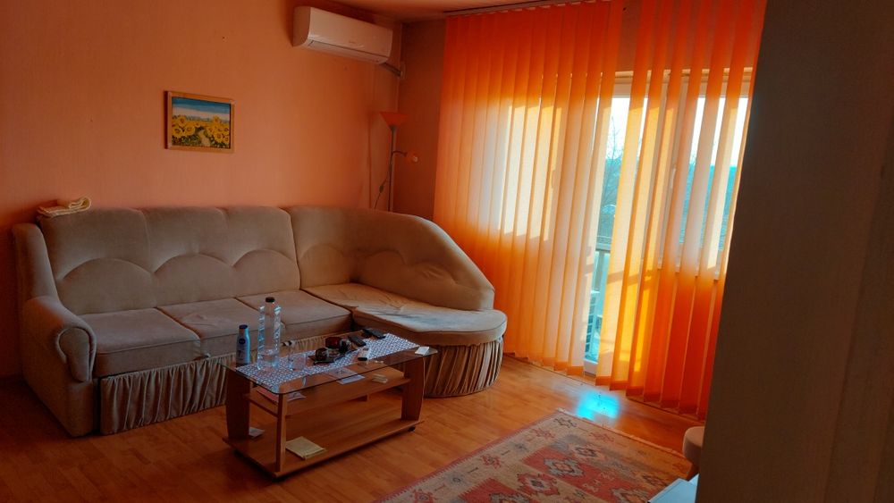 De vânzare apartament cu 2 camere în Aleșd