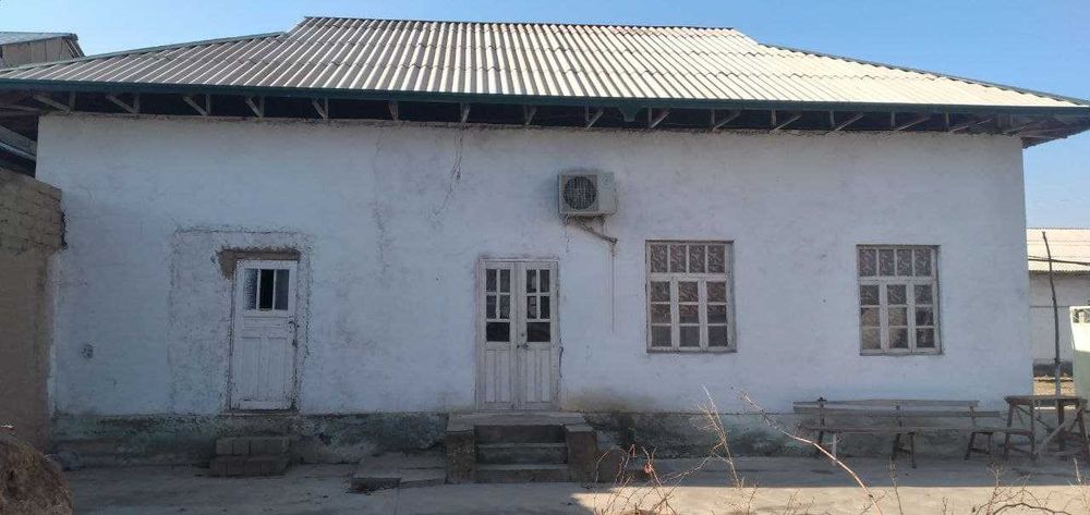 Уй жой ховли  сотилади