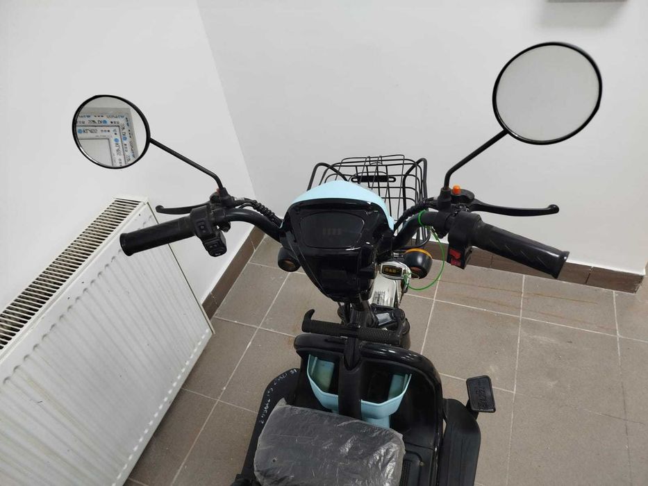 Tricicletă electrică