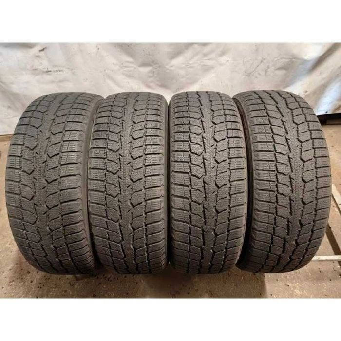 Toyo observe gsi-6 275-55-r20 Зимние