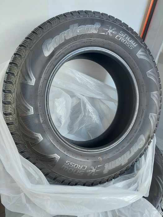 Шины  Cordiant 215/70/16