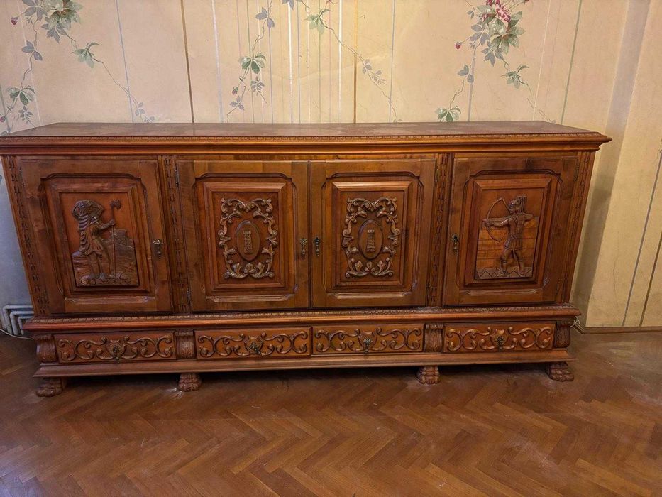 Vând mobilă veche lemn masiv