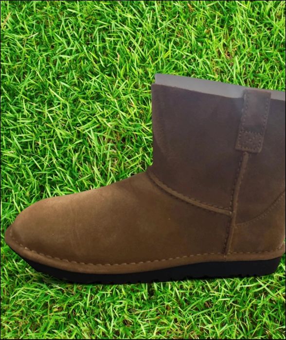 UGG Classic Unlined Mini 38