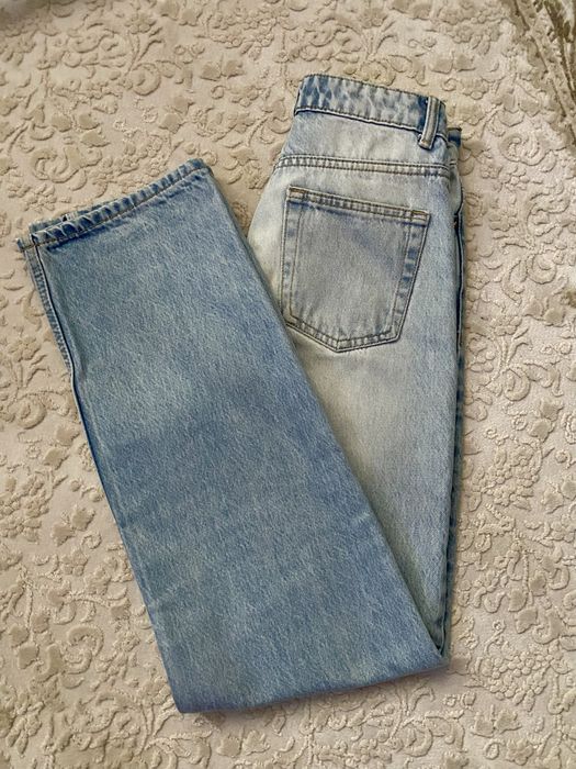 Jeans Bershka marimea xs