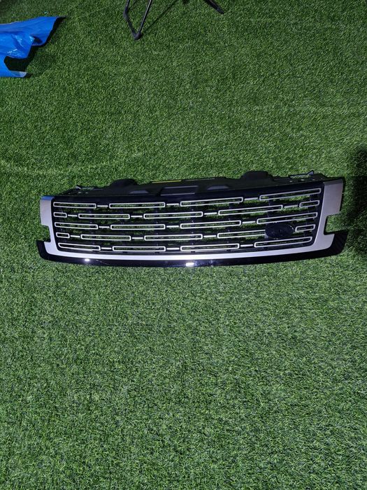 Решётка радиатора на Range Rover