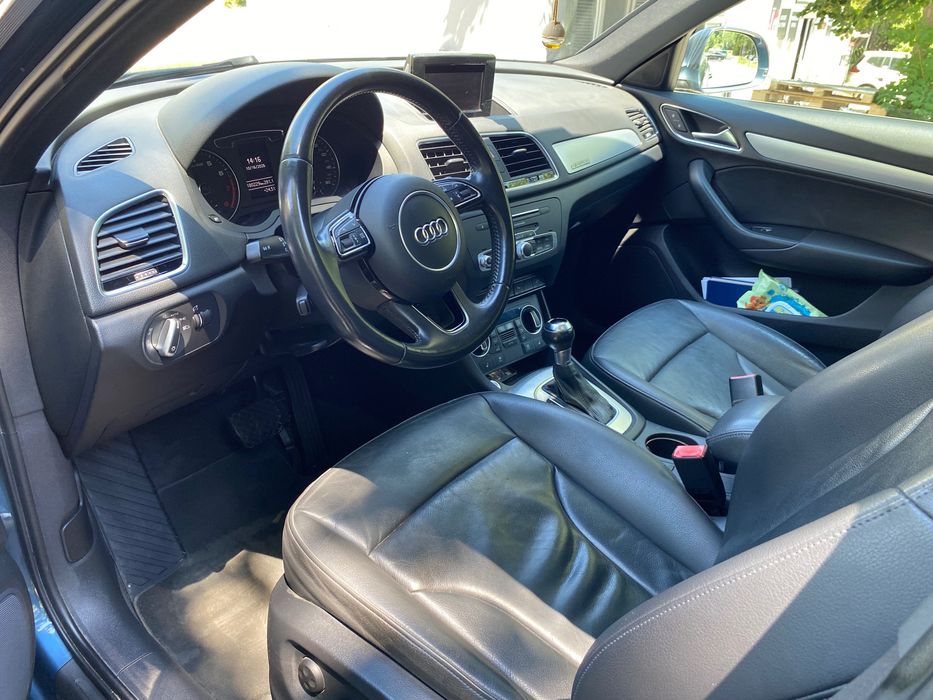 AUDI Q3 2.0T 2016г.