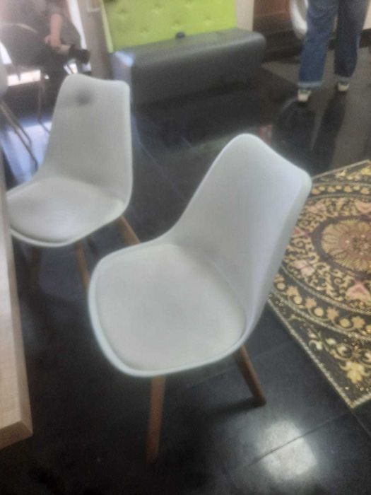 Продам столы, стулья, диваны, барная стойка