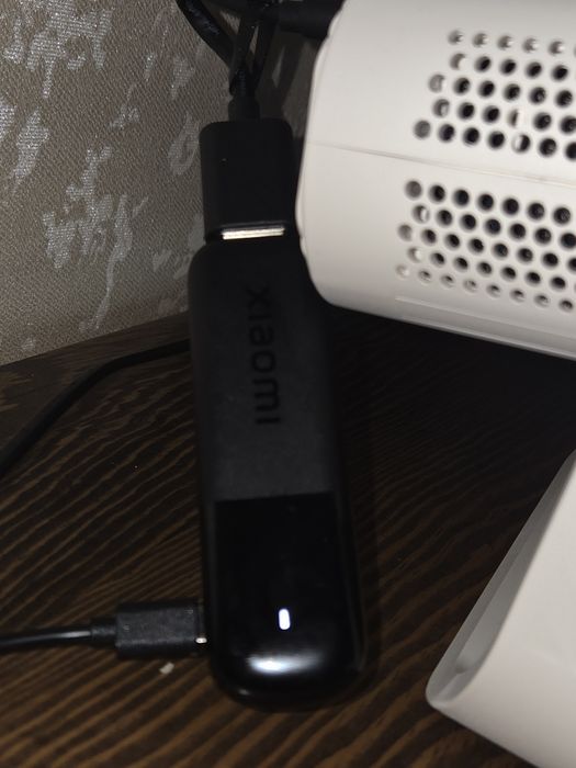 Отличный проектор Lenovo + приставка Xiomi 4k stick 2nd gen