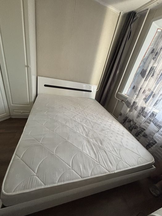 Срочно продам кровать